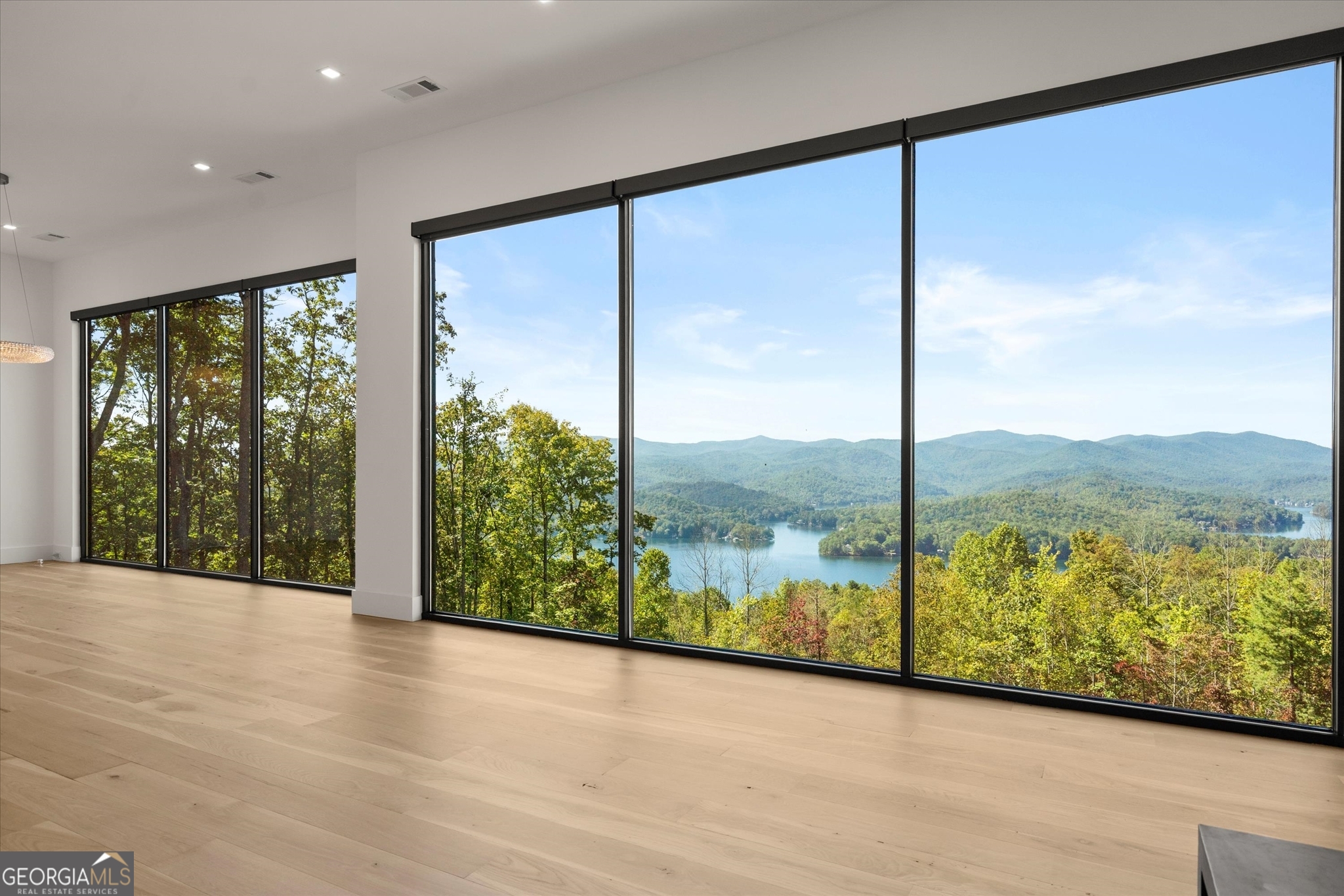 1572 Parker Holifield Road Tiger, GA 30576 - Photo 16 of 84