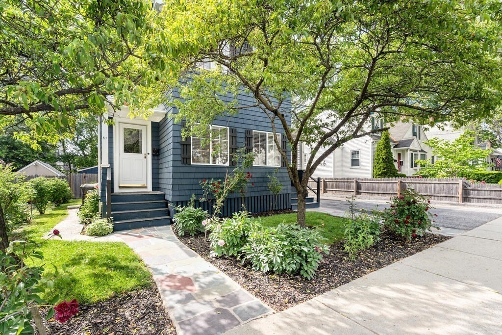 79 Rutland Street Watertown, MA 02472 - Photo 3 of 33 Gallery Image 3