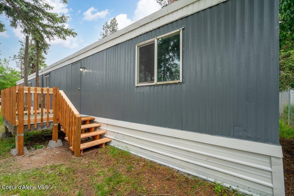 139 West Cosgrove Road Coeur D'Alene, ID 83815 - Photo 4 of 21 004-139CosgroveRoad-CoeurdAlene-ID-83815