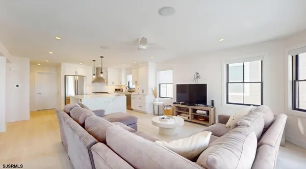 $829,000 | 100 7th Street North, Brigantine, NJ 08203
