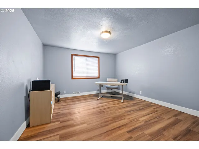 $525,000 | 321 North Holladay Drive, Seaside, OR 97138