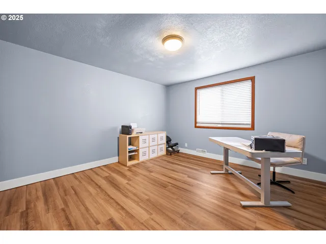 $525,000 | 321 North Holladay Drive, Seaside, OR 97138