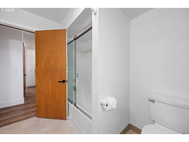 $525,000 | 321 North Holladay Drive, Seaside, OR 97138