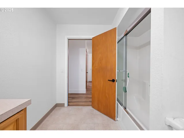 $525,000 | 321 North Holladay Drive, Seaside, OR 97138