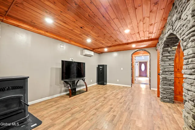 $2,200 | 217 Meade Road, Summit, NY 12036