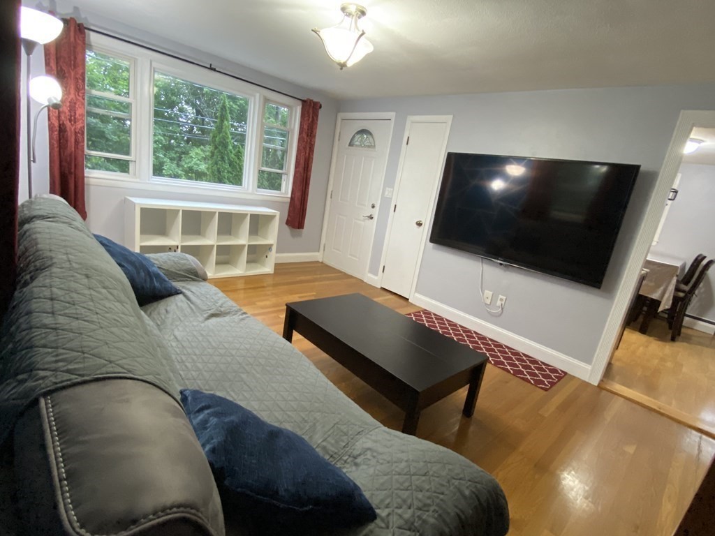 224 College Farm Road Waltham, MA 02451 - Photo 4 of 39 Gallery Image 4