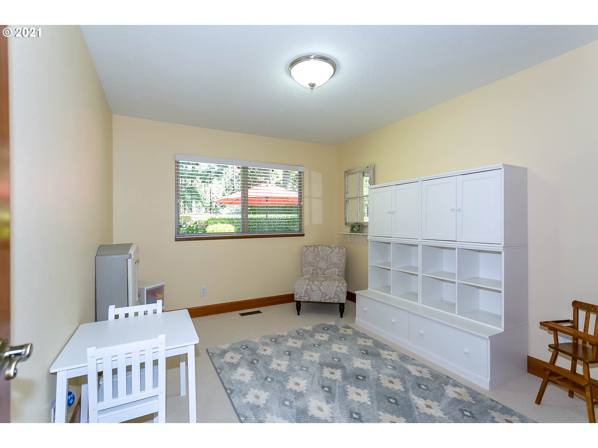 9135 Southwest Arapaho Road Tualatin, OR 97062 - Photo 21 of 32 Gallery Image 21