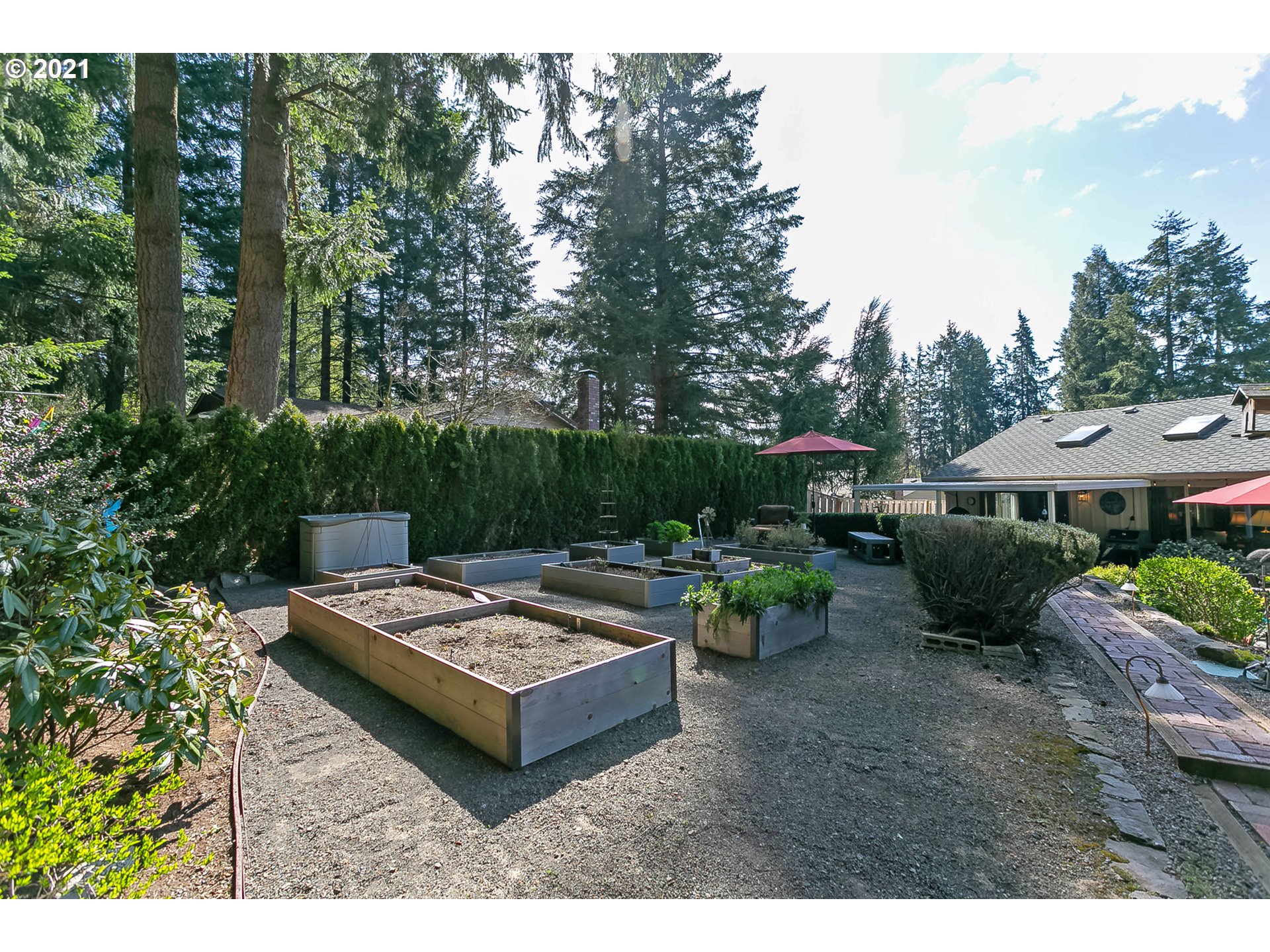 9135 Southwest Arapaho Road Tualatin, OR 97062 - Photo 28 of 32 Gallery Image 28