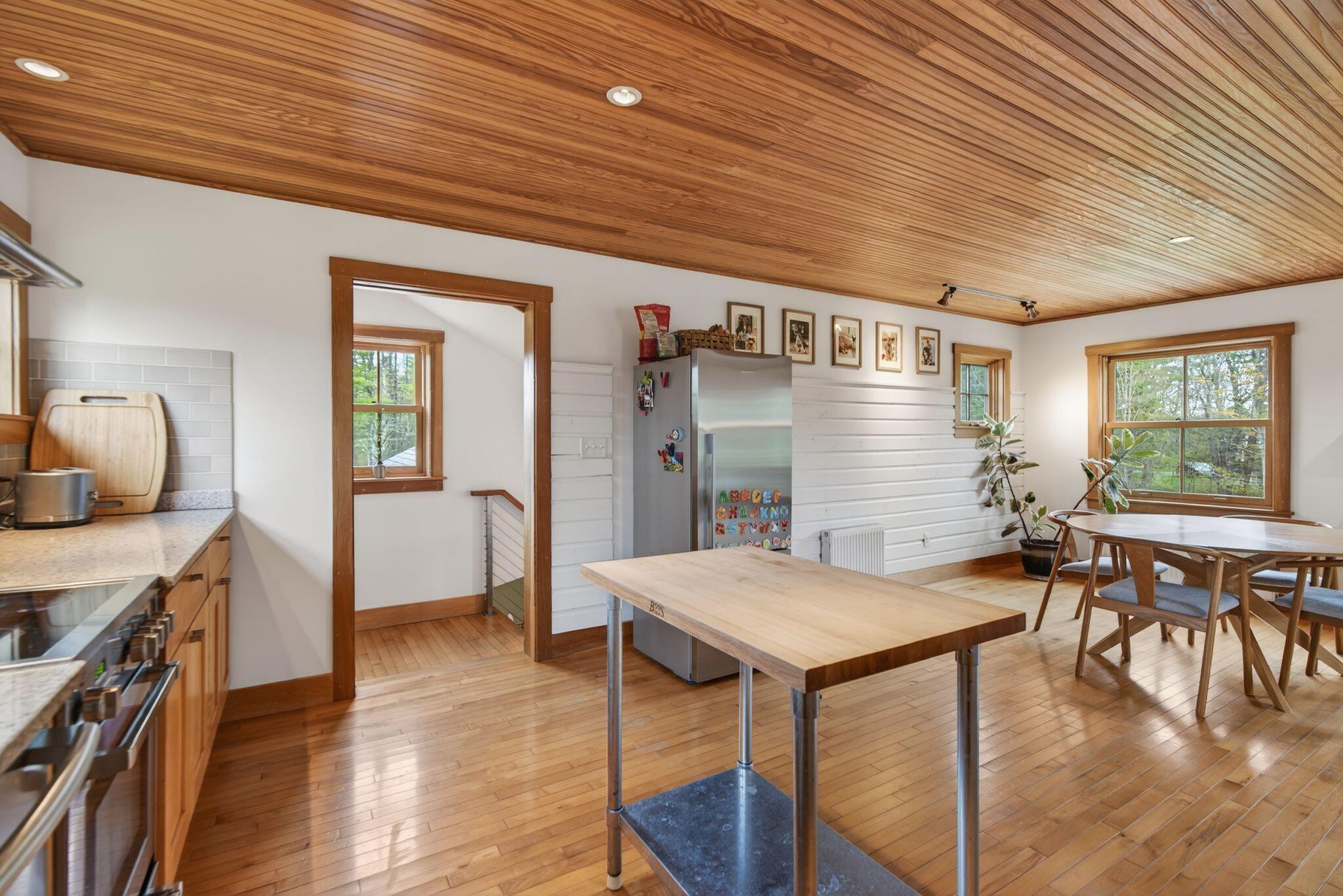 21 Frye Drive Cumberland, ME 04021 - Photo 13 of 39 32_DSC02328