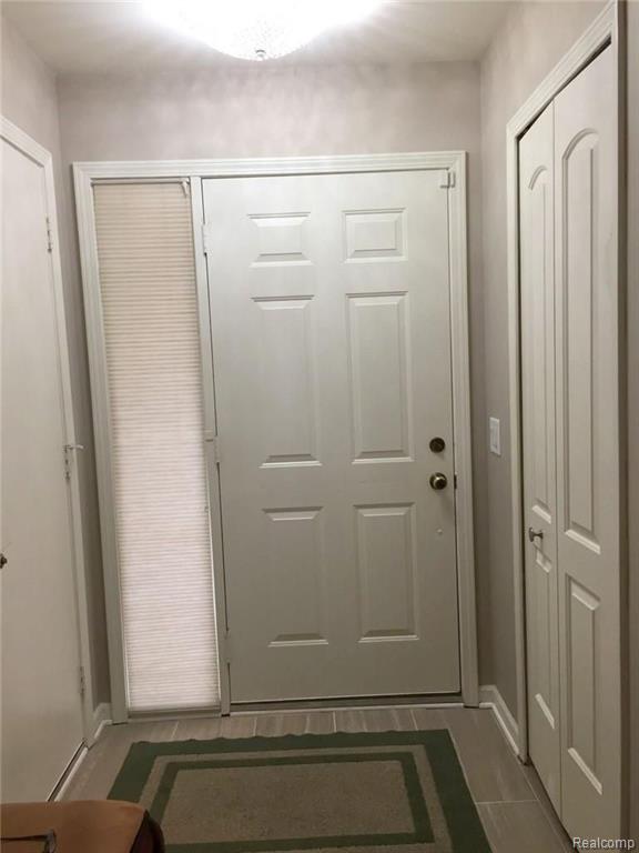 1630 Fielding Drive Rochester, MI 48307 - Photo 2 of 29