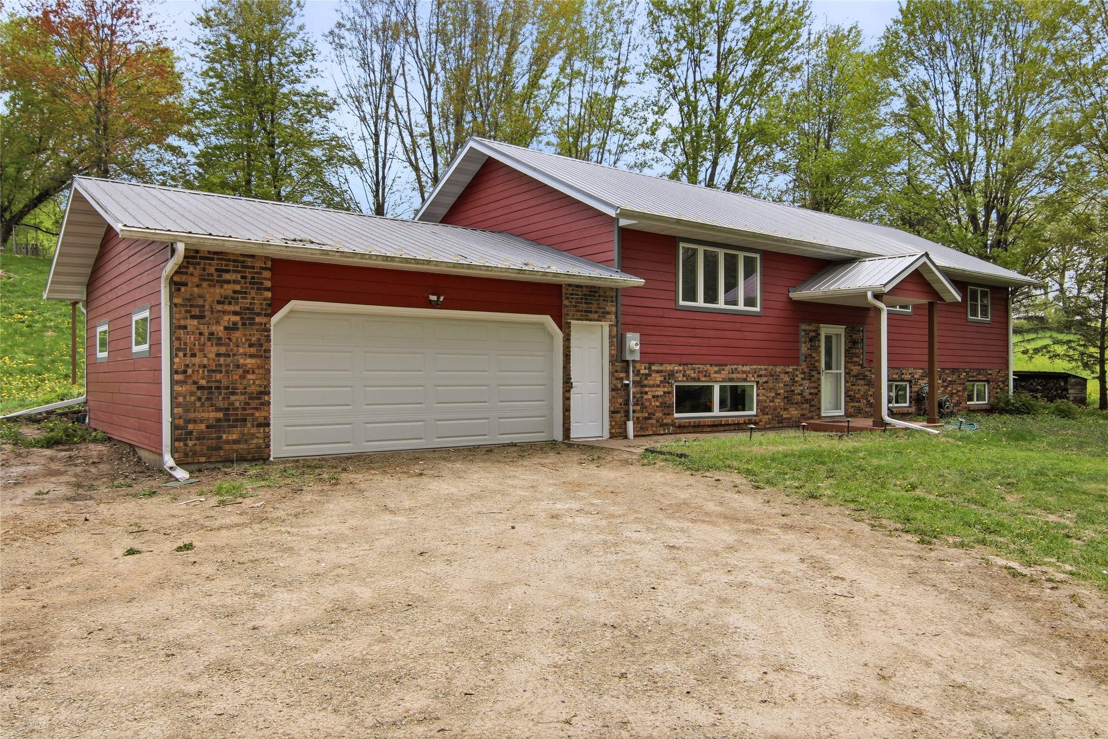 1237 County Road North Roberts, WI 54023 - Photo 2 of 36