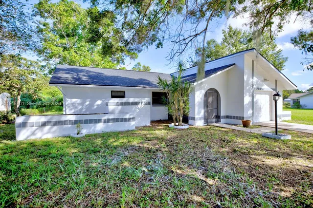 $1,795 | 220 Rhapsody Avenue, Lake Placid, FL 33852