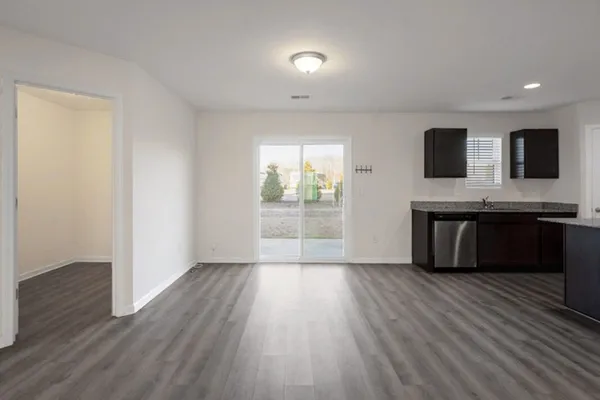 $2,190 | 422 Seaborn Circle, Pendleton, SC 29670