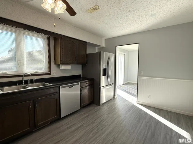 $280,000 | 4256 Evergreen Drive, Galesburg, IL 61401