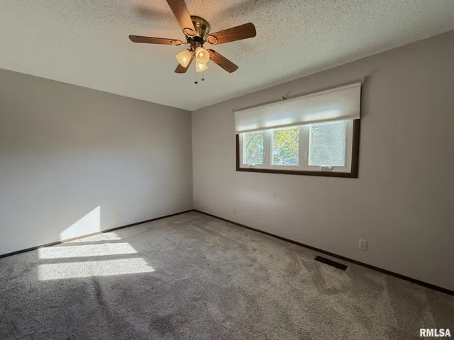 $280,000 | 4256 Evergreen Drive, Galesburg, IL 61401