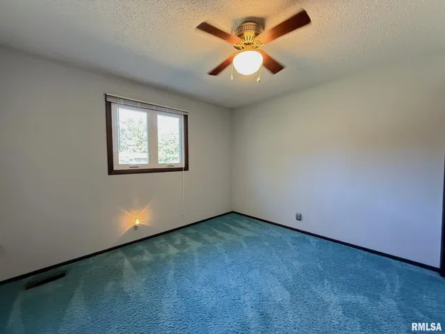 $280,000 | 4256 Evergreen Drive, Galesburg, IL 61401