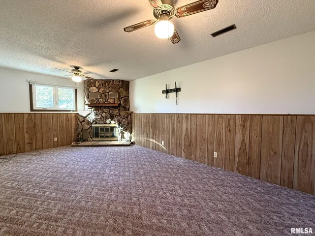 $280,000 | 4256 Evergreen Drive, Galesburg, IL 61401