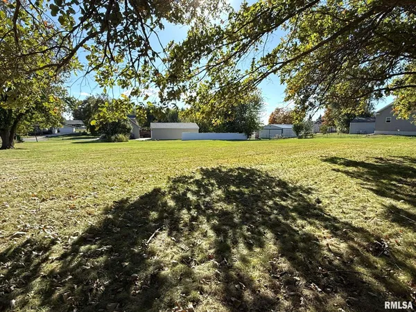 $269,900 | 4256 Evergreen Drive, Galesburg, IL 61401