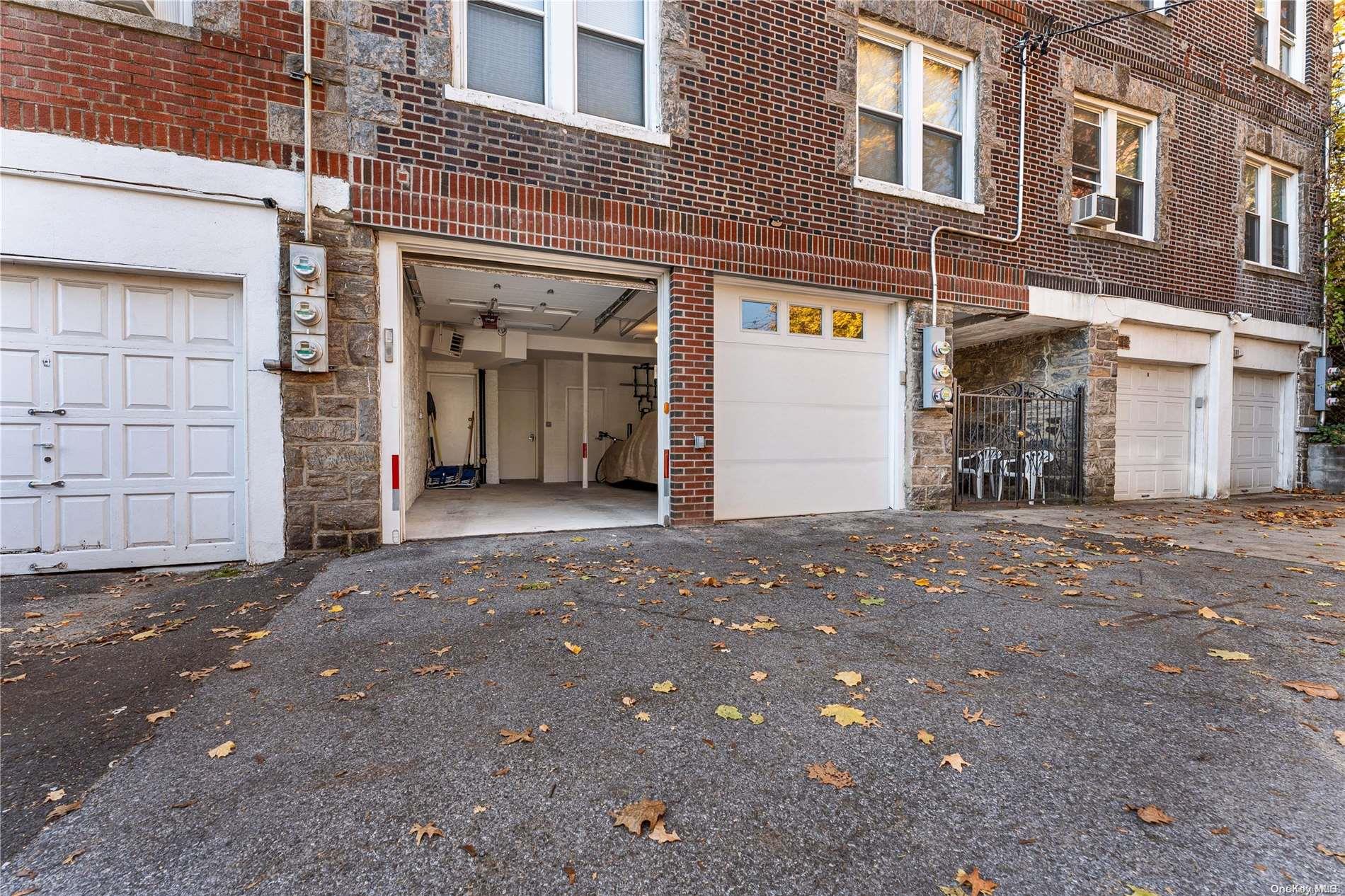 5112 Post Road Bronx, NY 10471 - Photo 33 of 35 a front view of a building
