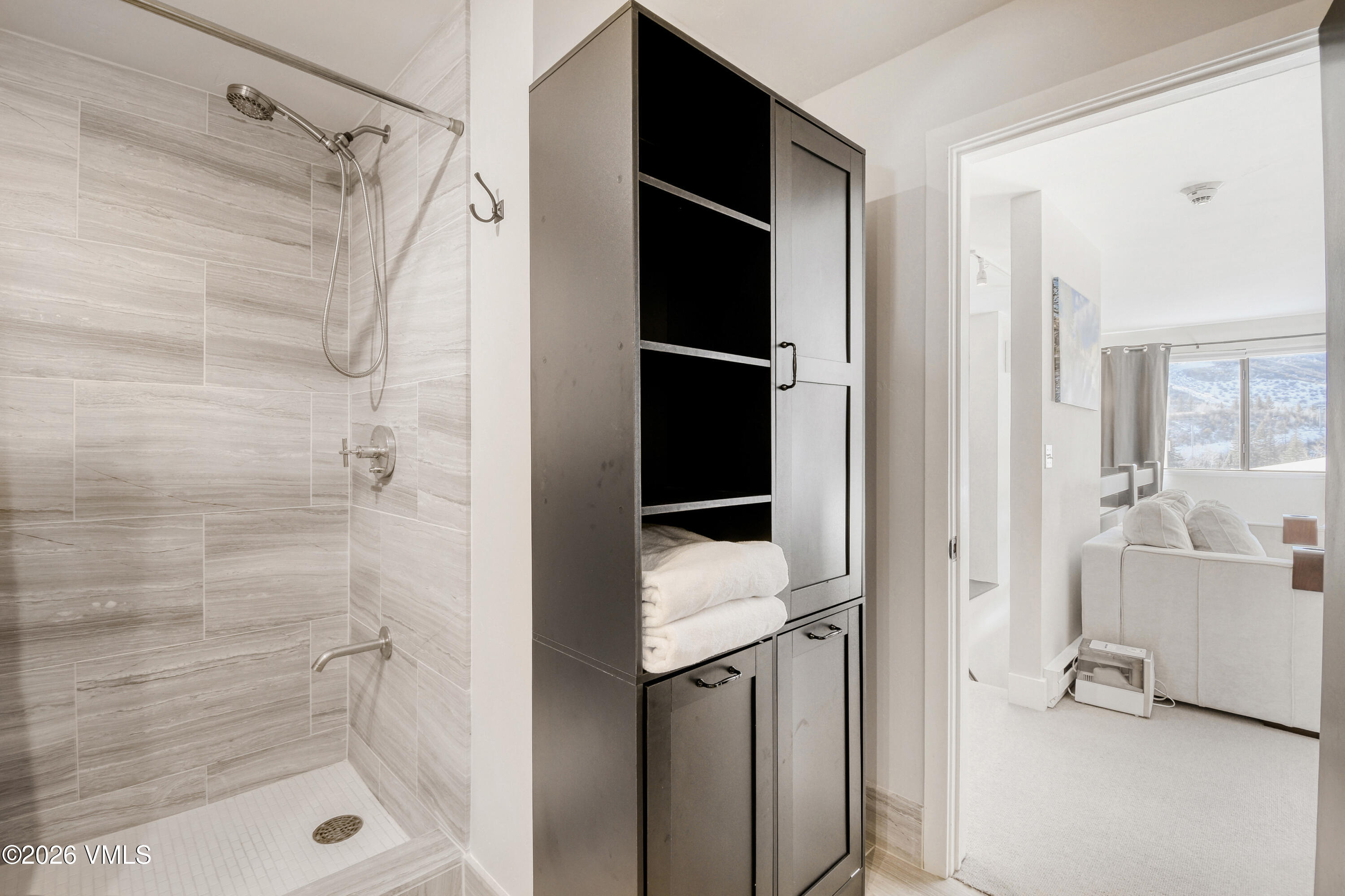 137 Benchmark Road, Unit 327 Avon, CO 81620 - Photo 14 of 40 137 bENCHMARK ROAD 327 - Print Quality -