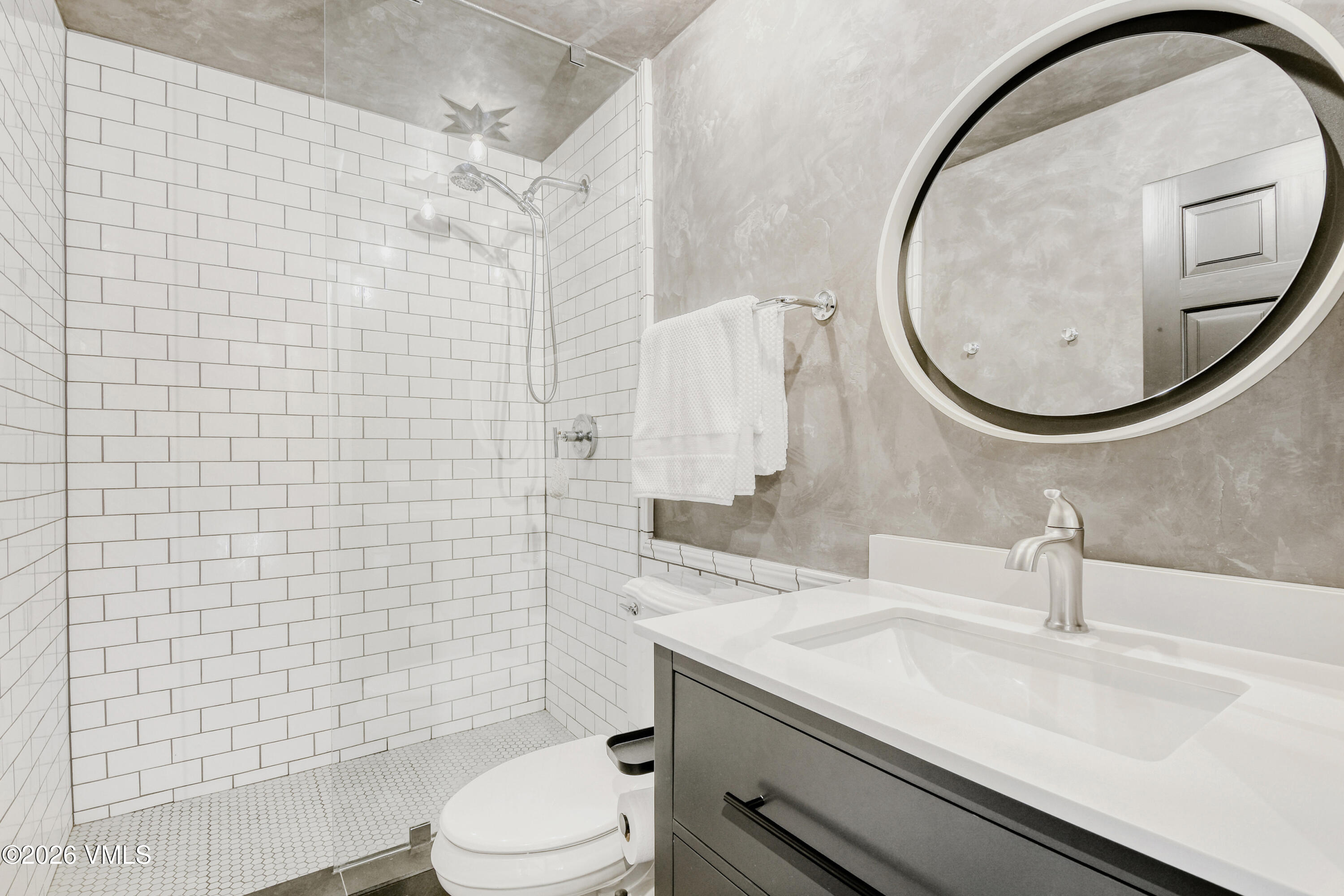 137 Benchmark Road, Unit 327 Avon, CO 81620 - Photo 20 of 40 137 bENCHMARK ROAD 327 - Print Quality -