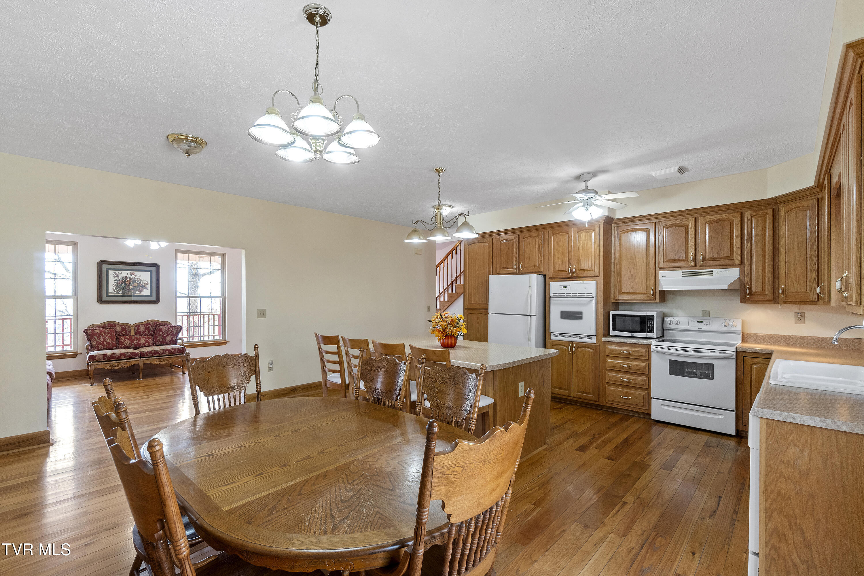 165 Pleasant View Road Bulls Gap, TN 37711 - Photo 9 of 48 8