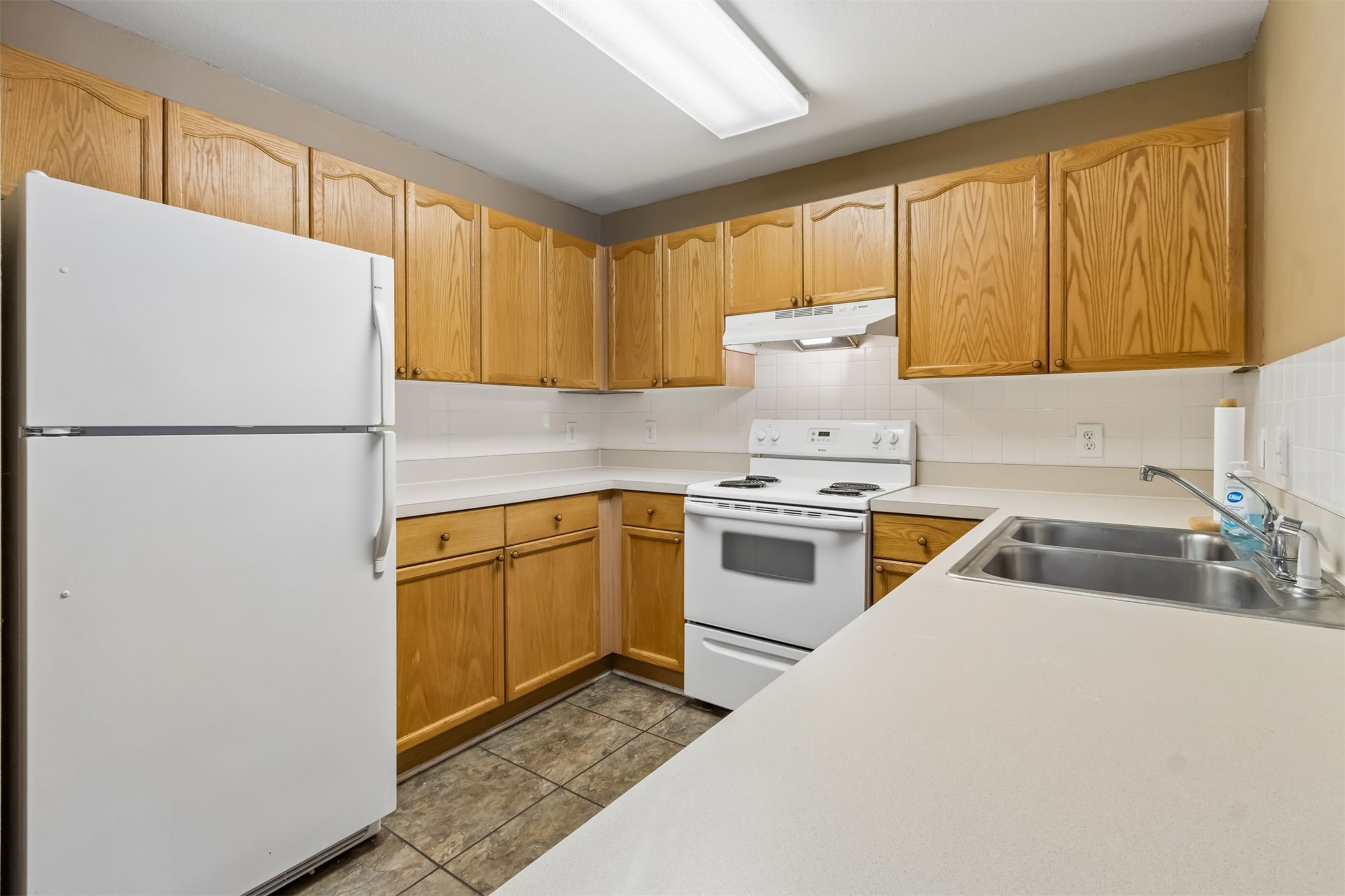 23583 Bahama Point, Unit 1526 Fernandina Beach, FL 32034 - Photo 12 of 43 Kitchen