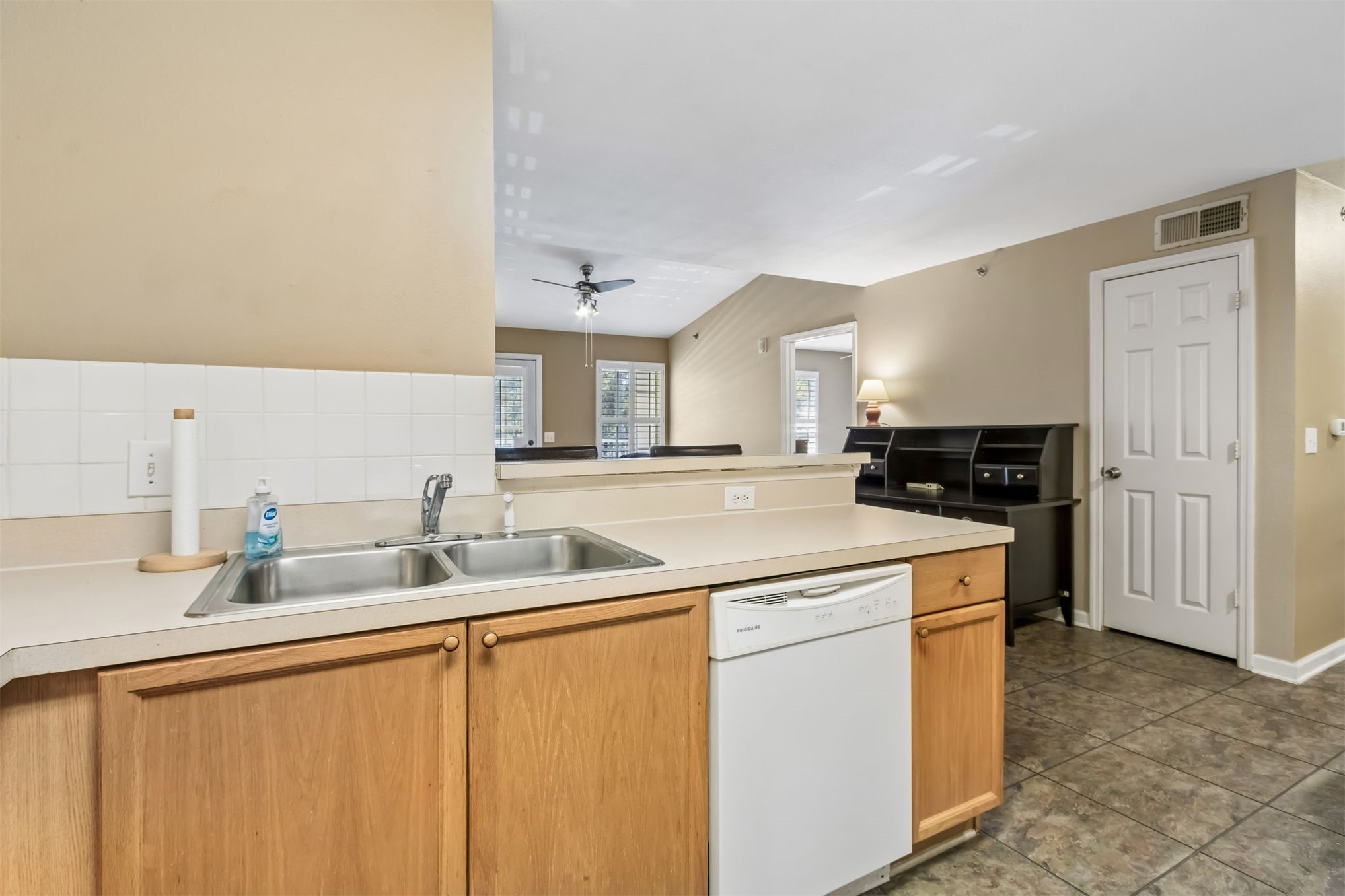23583 Bahama Point, Unit 1526 Fernandina Beach, FL 32034 - Photo 13 of 43 Kitchen