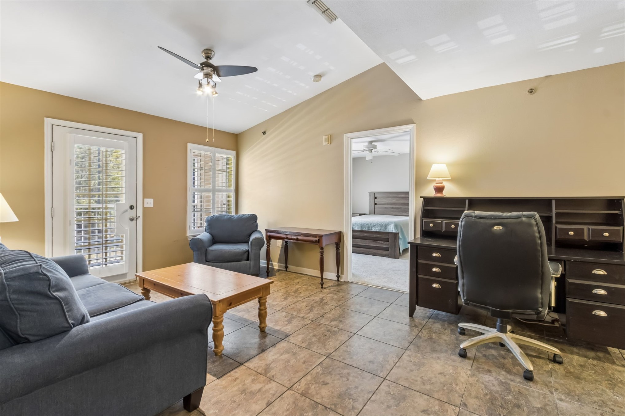 23583 Bahama Point, Unit 1526 Fernandina Beach, FL 32034 - Photo 4 of 43 Living Room