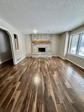 $3,200 | 3663 125th Avenue Northeast, Blaine, MN 55449