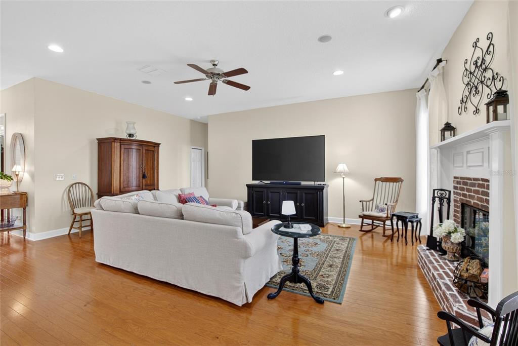 18622 Dorman Road Lithia, FL 33547 - Photo 24 of 47