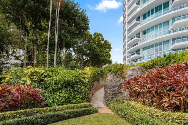 $1,680,000 | 2127 Brickell Avenue, Unit 2804, Miami, FL 33129