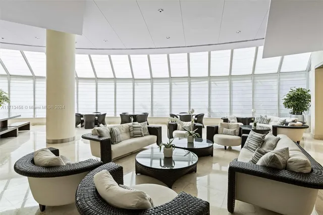 $1,680,000 | 2127 Brickell Avenue, Unit 2804, Miami, FL 33129