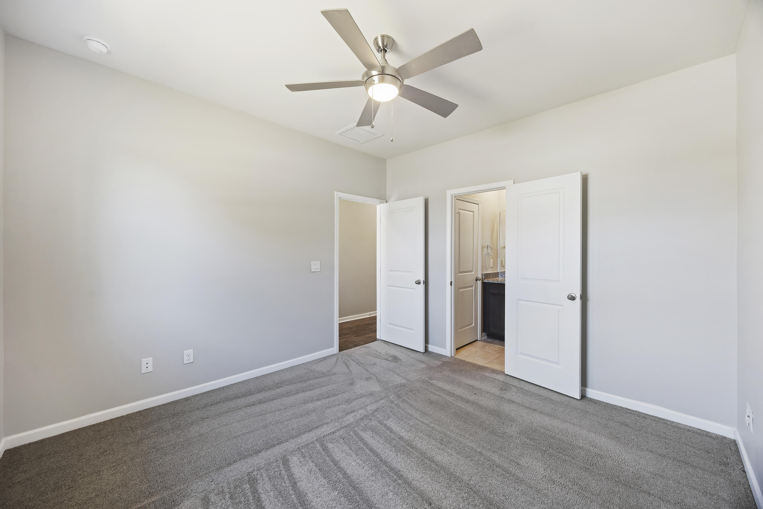 1178 Warrens Way Manning, SC 29102 - Photo 16 of 26 243A1175