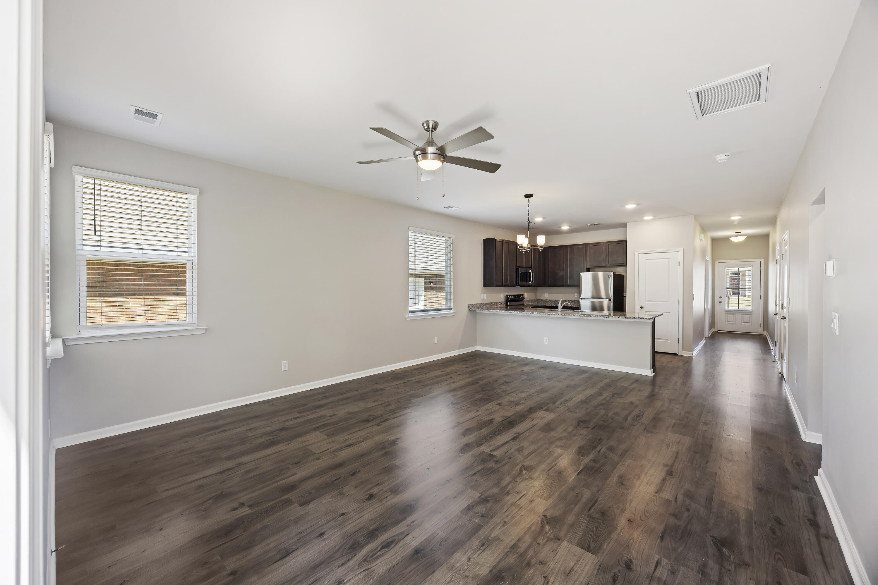 1178 Warrens Way Manning, SC 29102 - Photo 10 of 26 243A1256