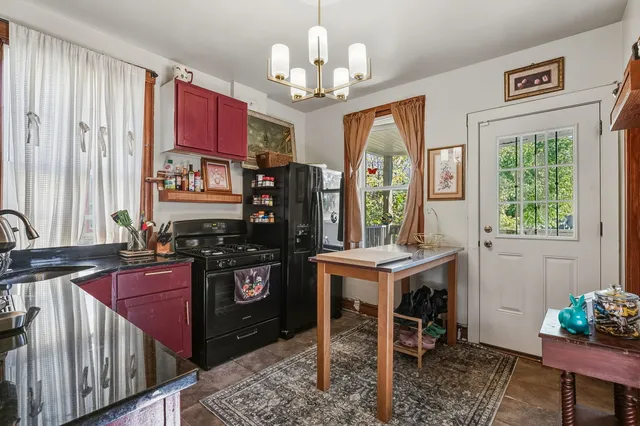 $239,900 | 7127 South St Lawrence Avenue, Chicago, IL 60619