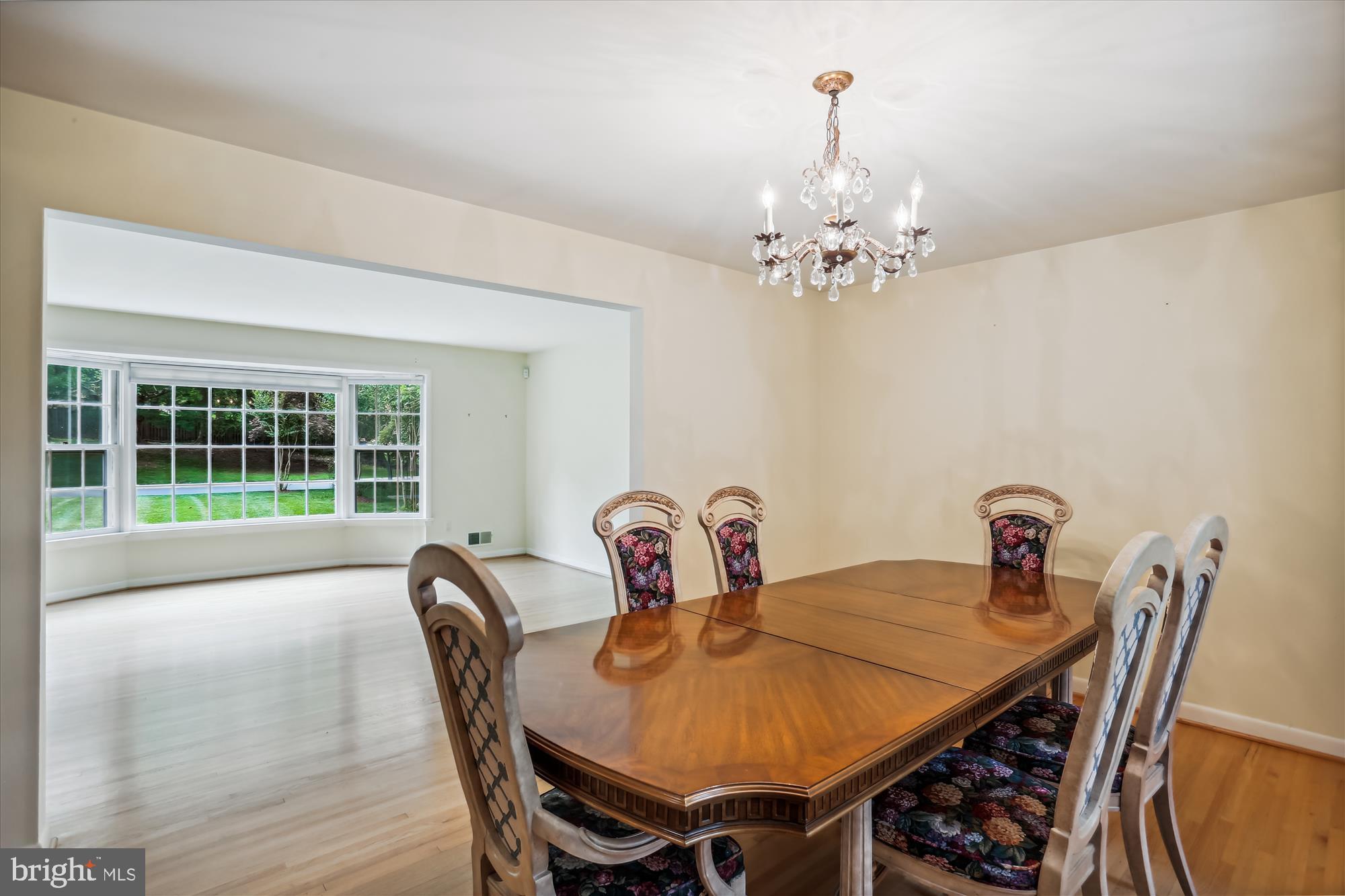 11924 Viewcrest Terrace Silver Spring, MD 20902 - Photo 8 of 30 Dining Room