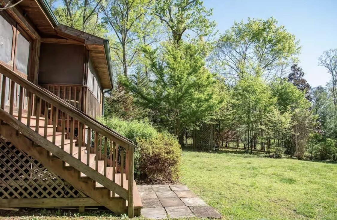 298 Eagle Lake Road Coalmont, TN 37313 - Photo 25 of 38 a view of entryway with wooden floor