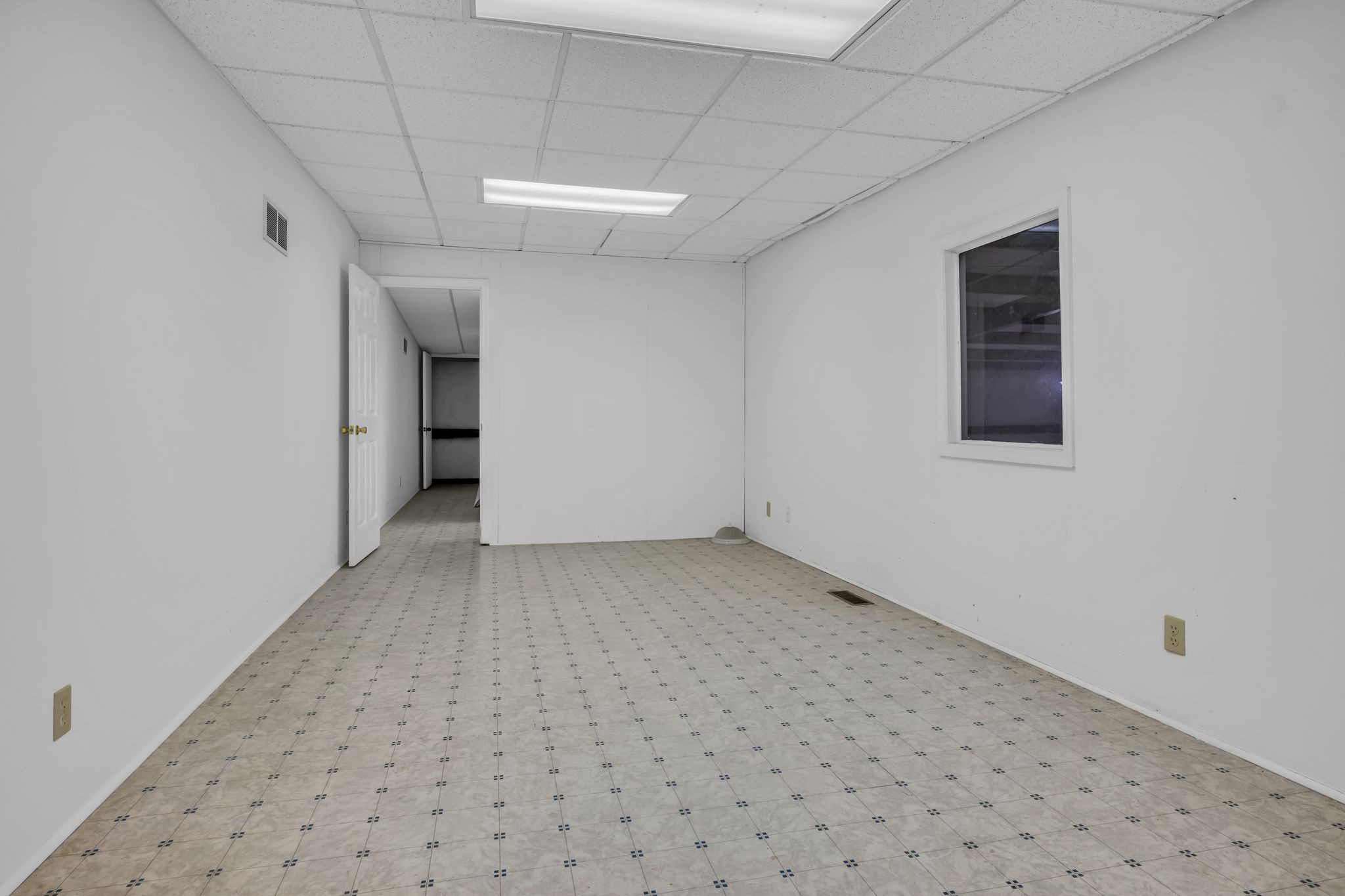 2340 Ridge Road McEwen, TN 37101 - Photo 71 of 72 a view of a hallway with a window