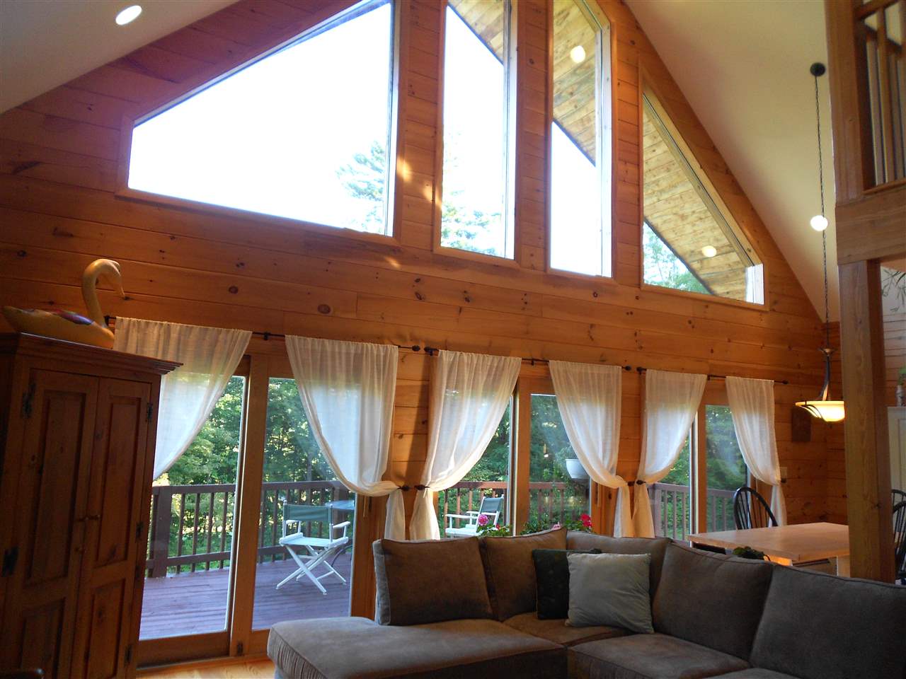 169 Cemetery Road Arlington, VT 05250 - Photo 4 of 25 Gallery Image 4
