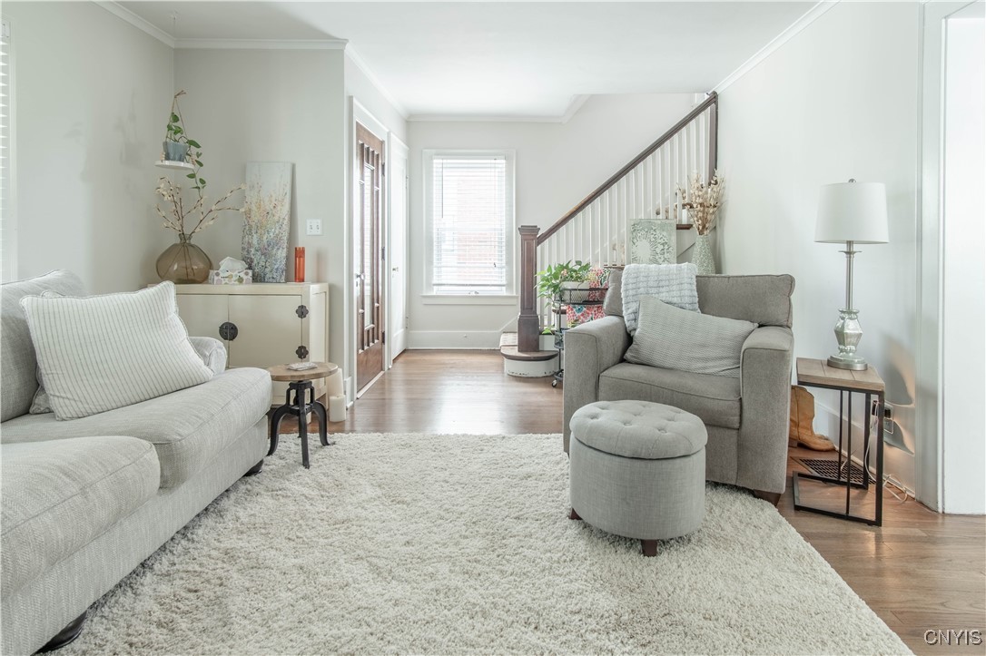 425 Brattle Road Syracuse, NY 13203 - Photo 12 of 46