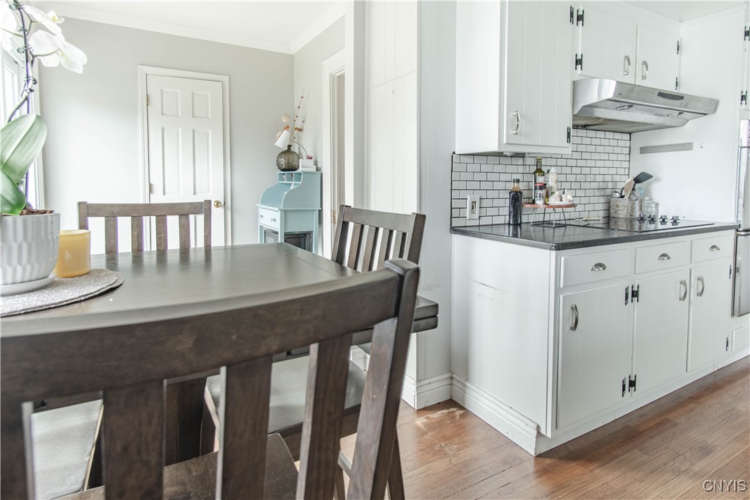425 Brattle Road Syracuse, NY 13203 - Photo 24 of 46