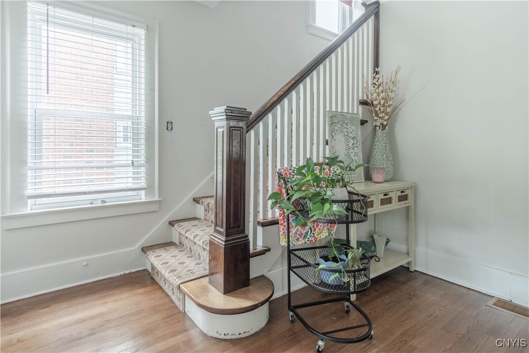 425 Brattle Road Syracuse, NY 13203 - Photo 25 of 46