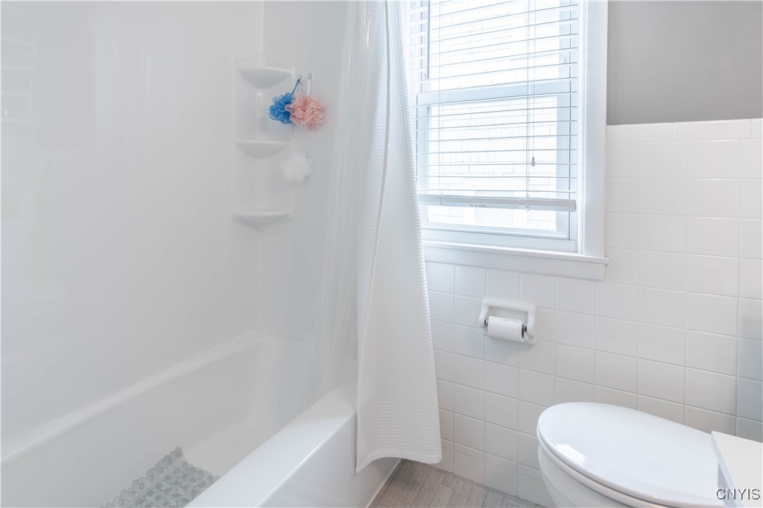 425 Brattle Road Syracuse, NY 13203 - Photo 34 of 46