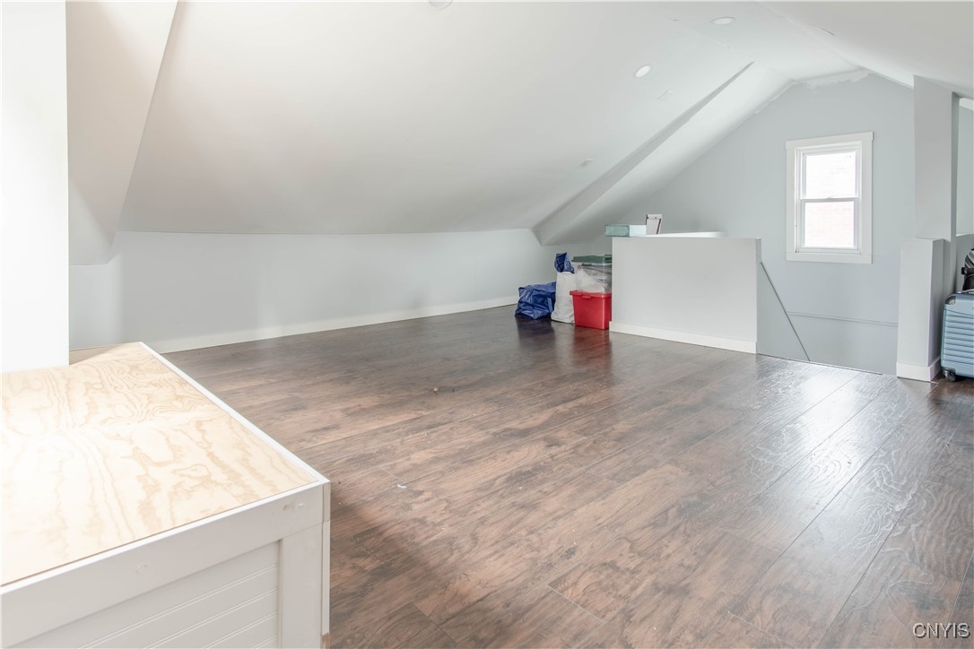 425 Brattle Road Syracuse, NY 13203 - Photo 36 of 46