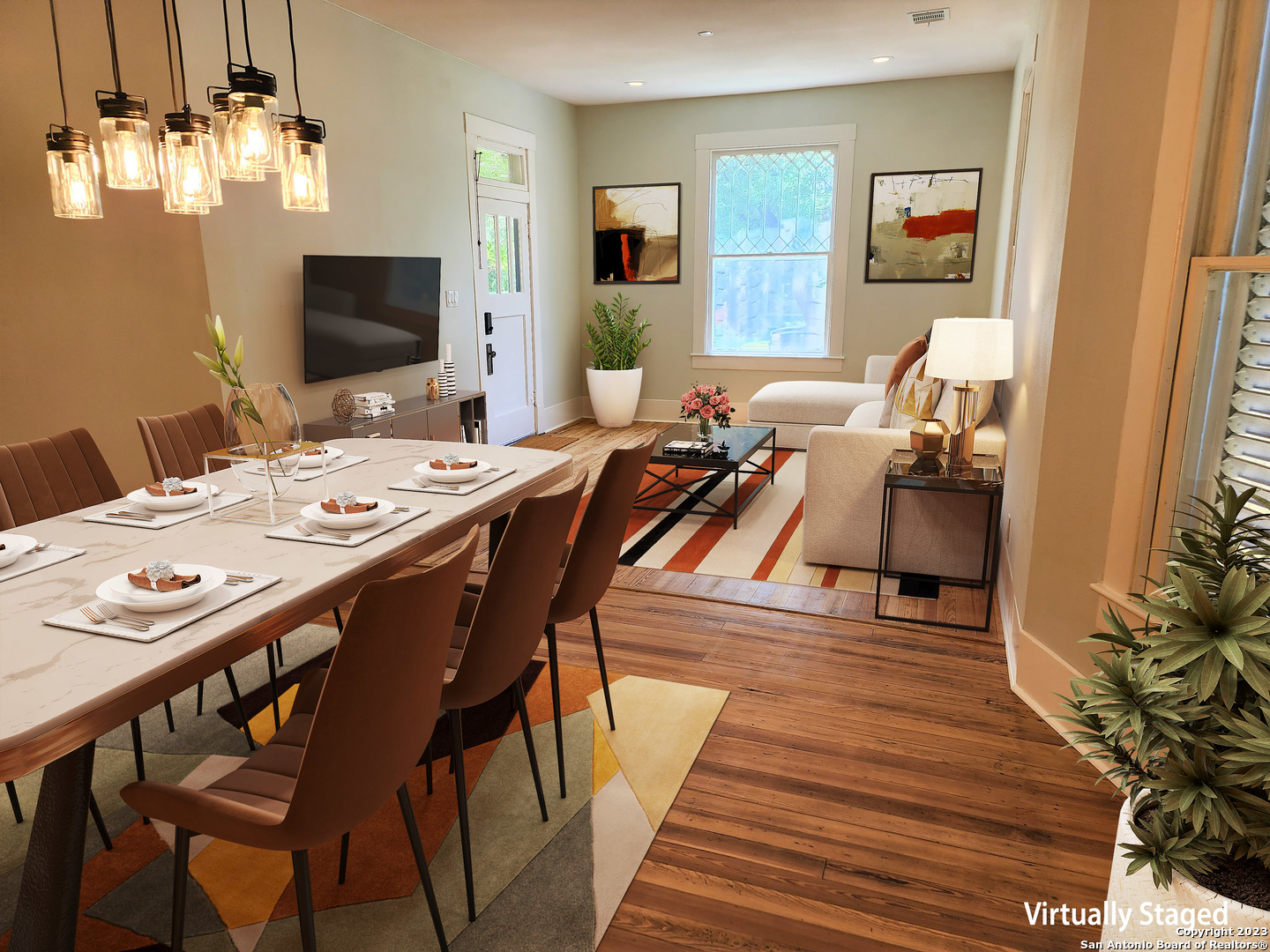 509 West Mistletoe Ave  