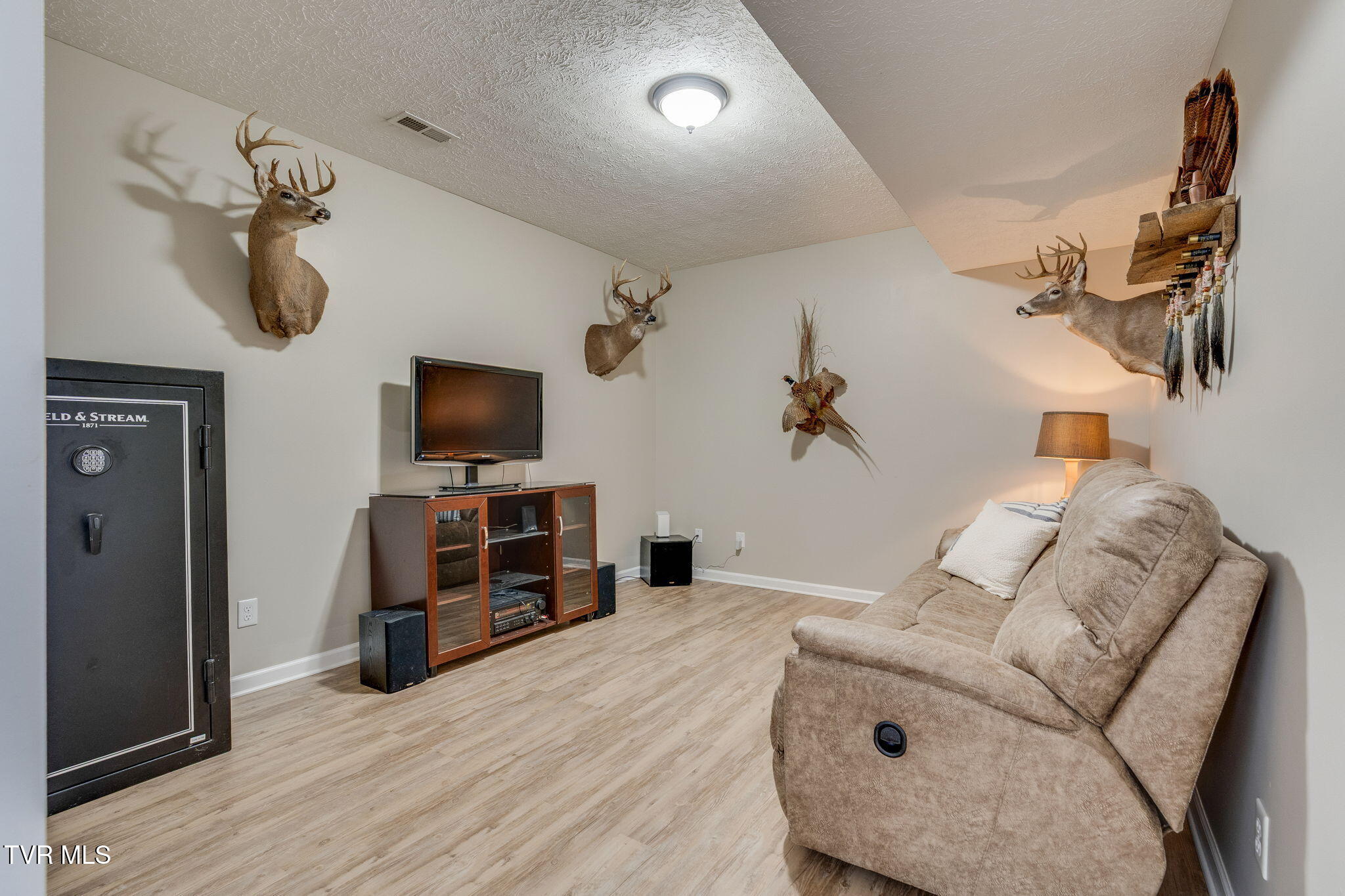 268 Eastern Star Road Kingsport, TN 37663 - Photo 25 of 41 023