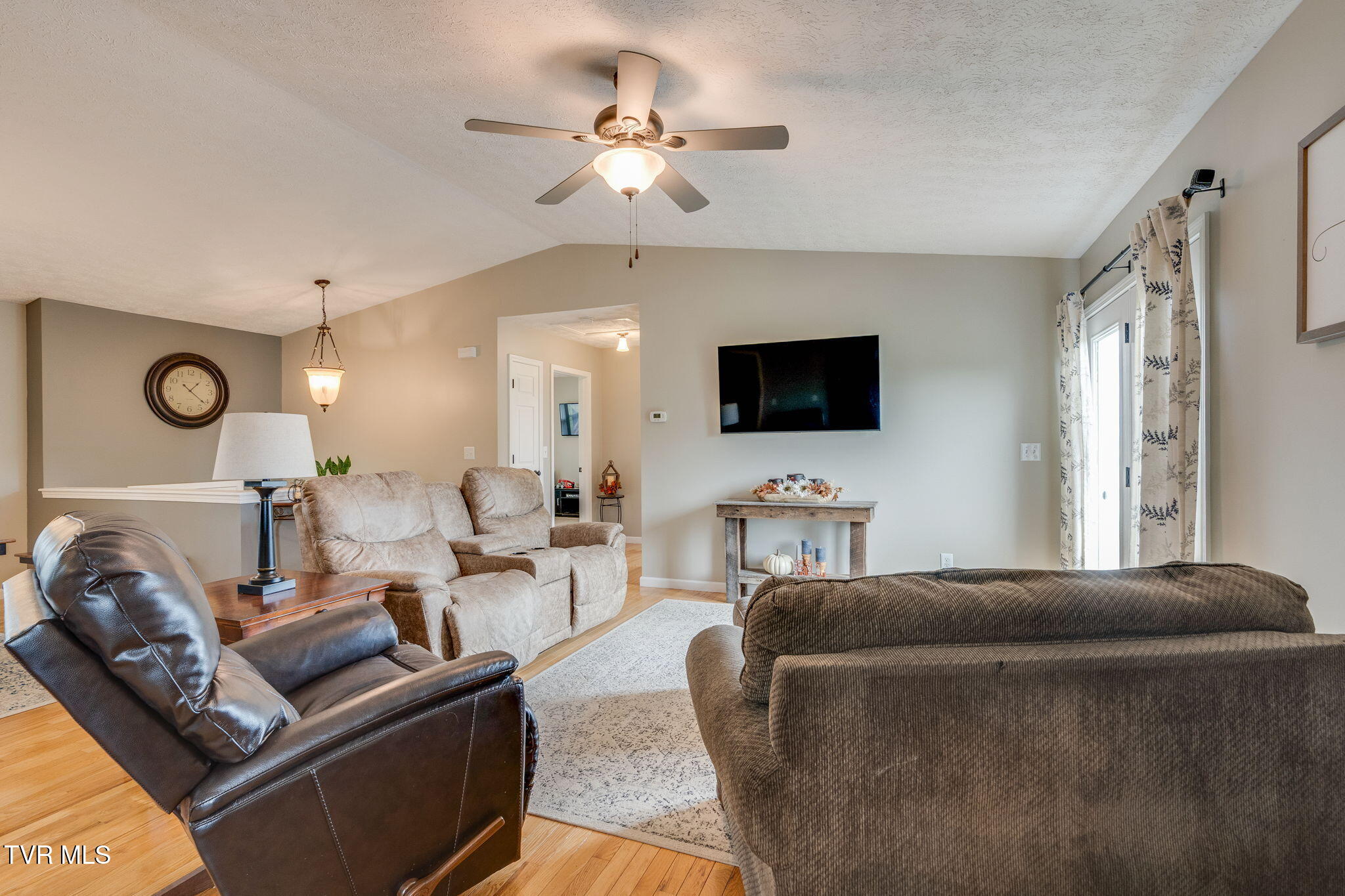 268 Eastern Star Road Kingsport, TN 37663 - Photo 9 of 41 007