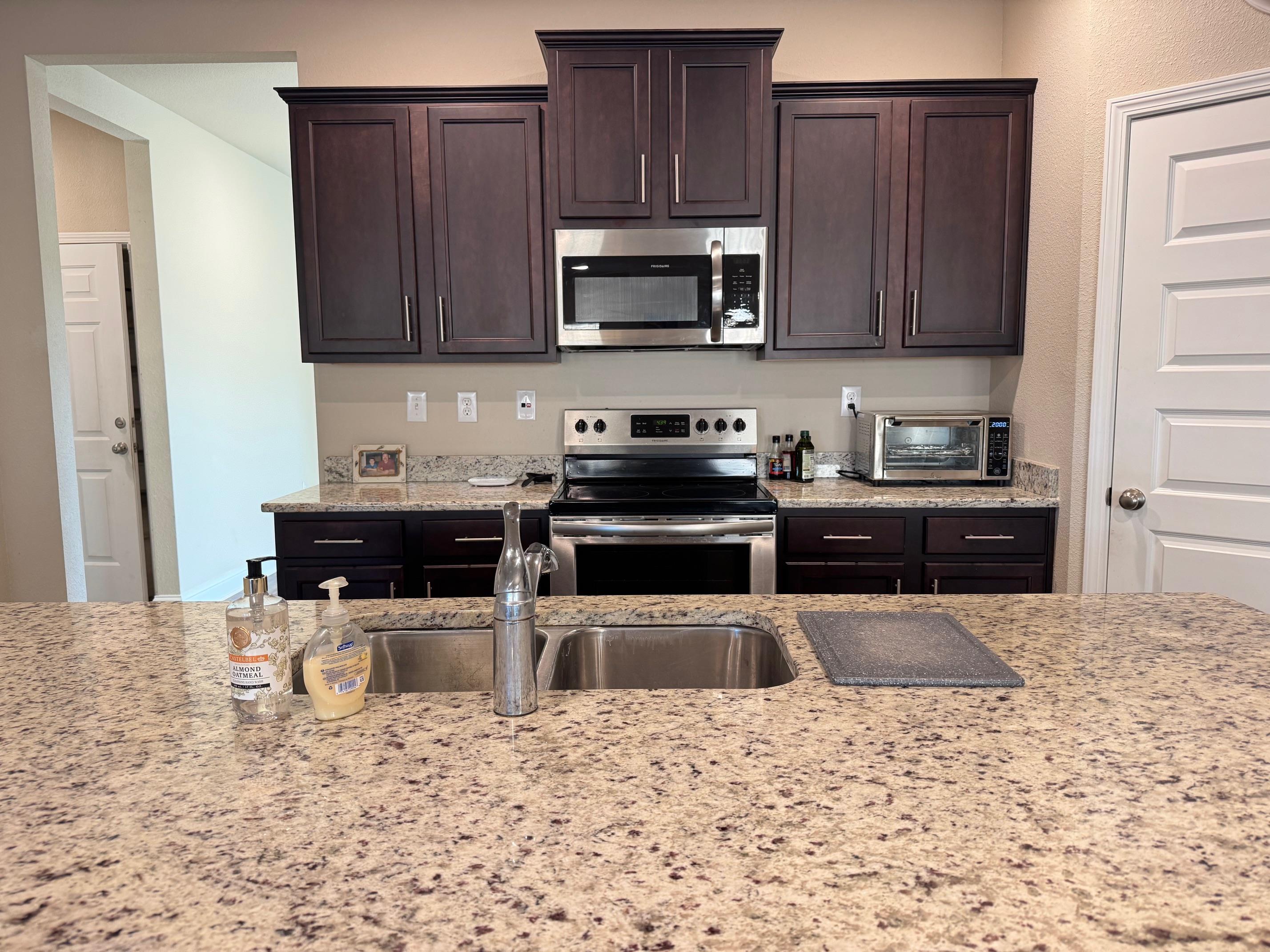 1346 Kairos Loop Foley, AL 36535 - Photo 6 of 40 Kitchen