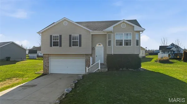 $247,500 | 111 Joe D Drive, Jonesburg, MO 63351